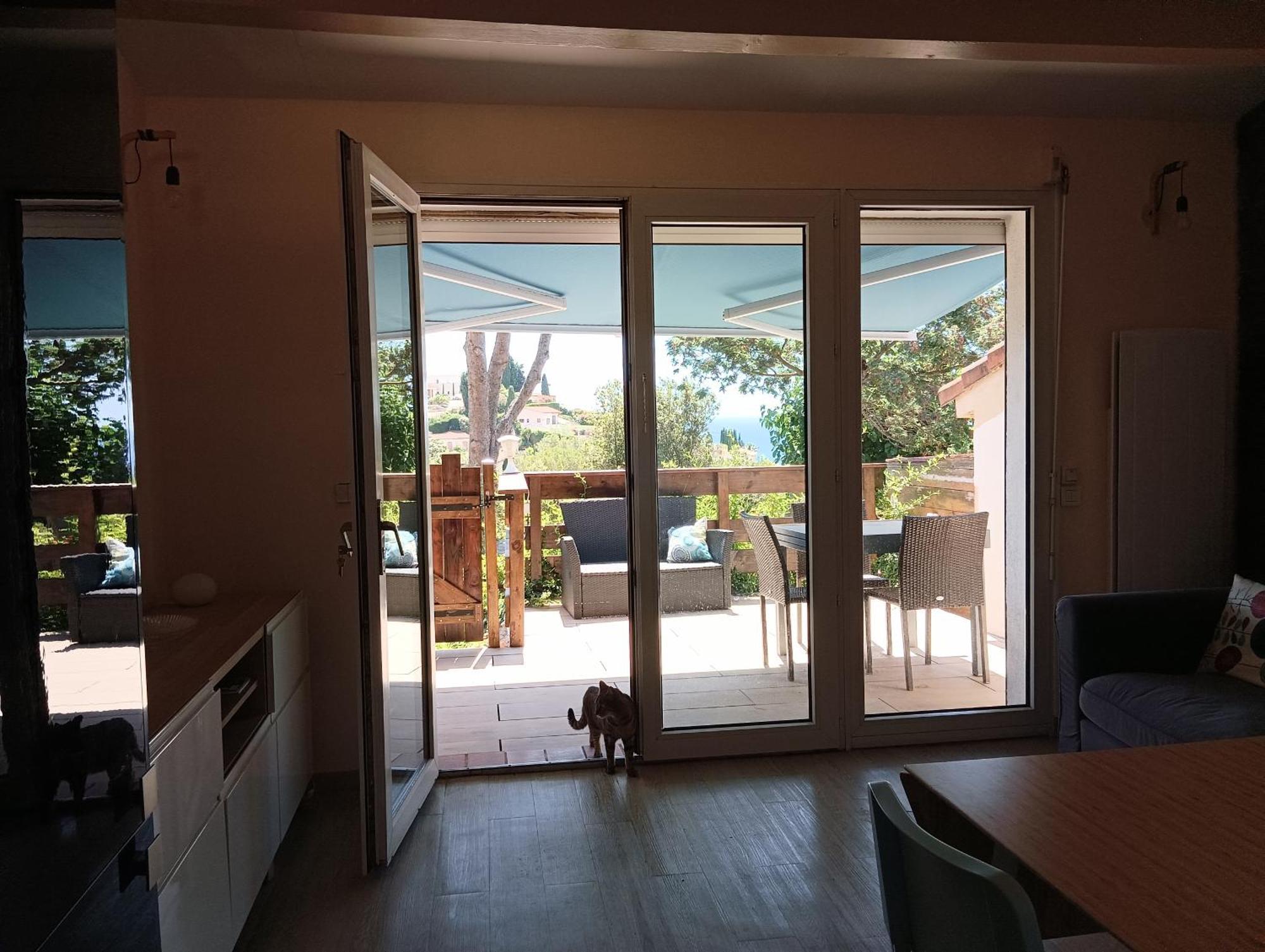 Petite Maison Au Calme - Piscine En Copropriete, Terrasse, Mer, Clim Vallauris Bagian luar foto